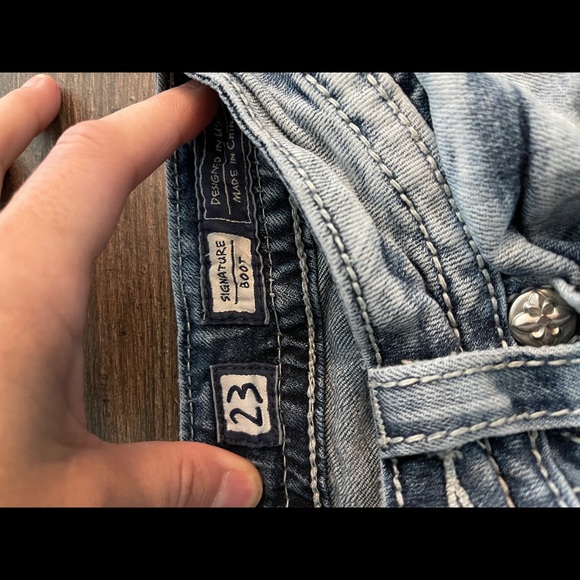 Miss me signature boot size 23 (fit like 25) - Picture 2 of 7